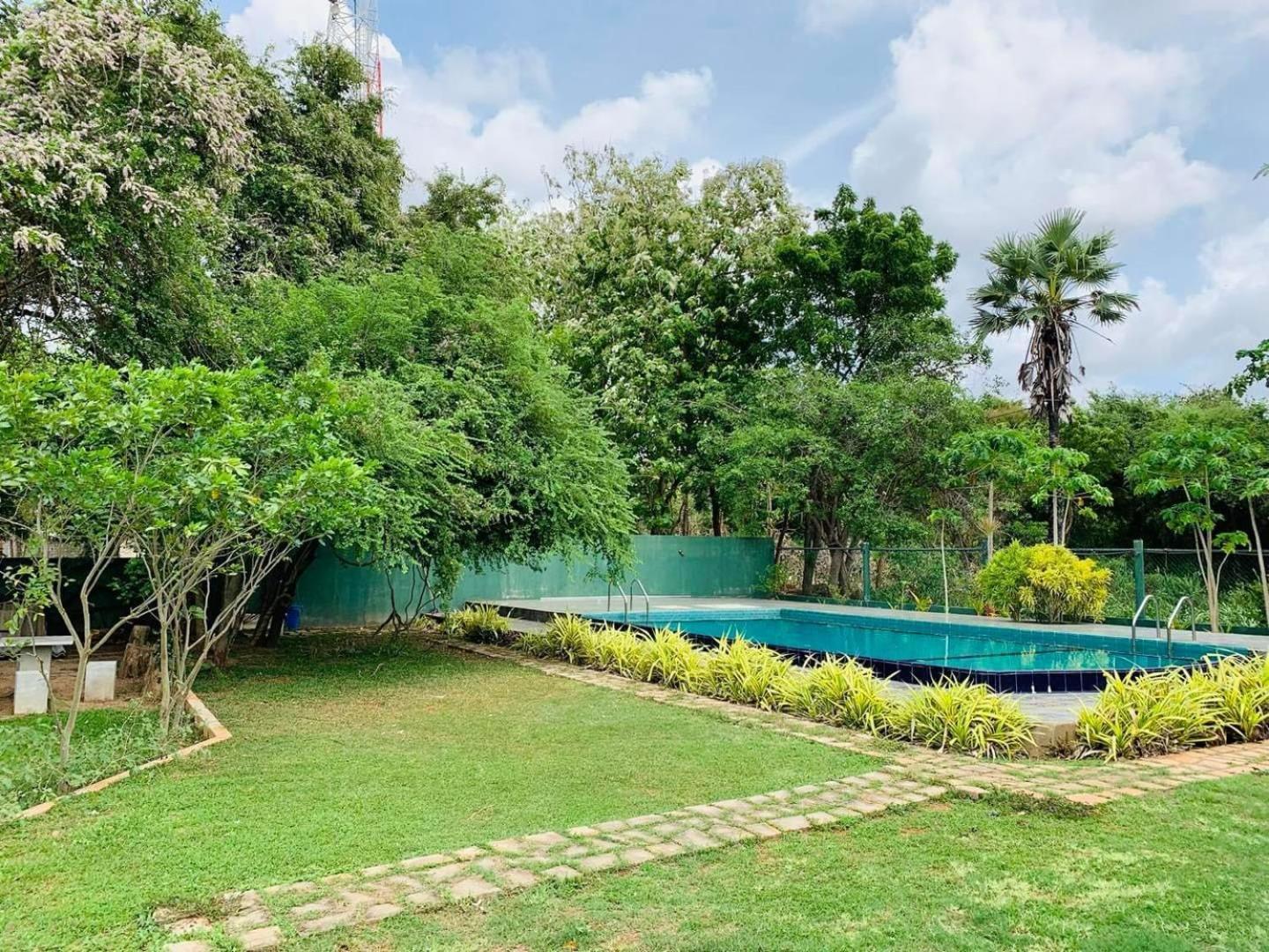 Hotel Tree Garden Wilpaththu Nochchiyagma Anuradhapura Nochchiyagama Exterior photo